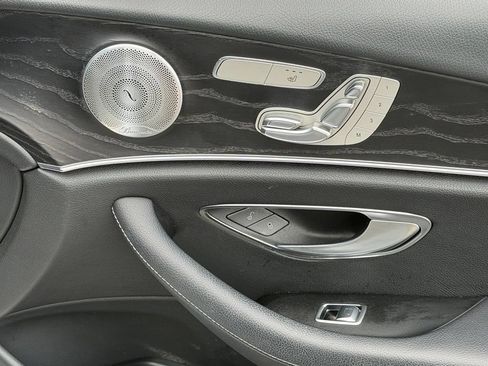 Used 2021 Mercedes-Benz E 350 Sedan w/ Premium Package image 38