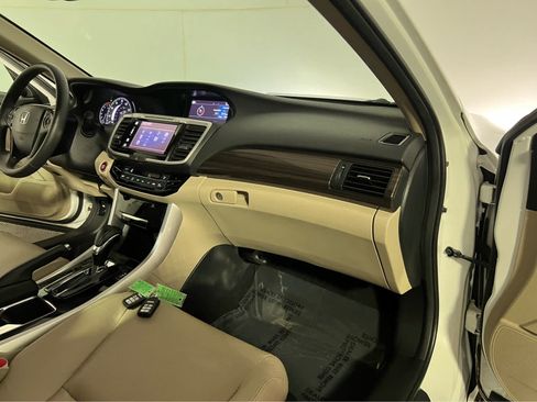 Used 2017 Honda Accord EX-L image 29