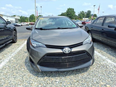 Used 2017 Toyota Corolla LE FWD image 7