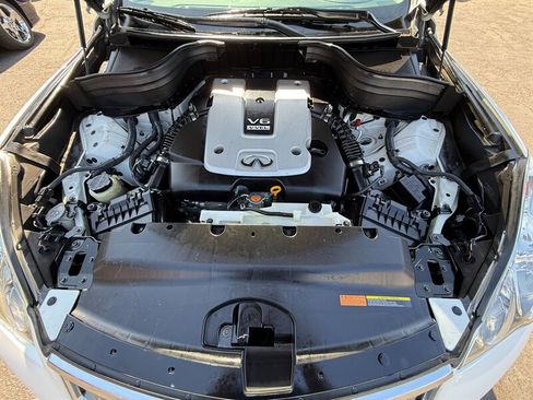 Used 2016 INFINITI QX50 2WD w/ Technology Package image 11