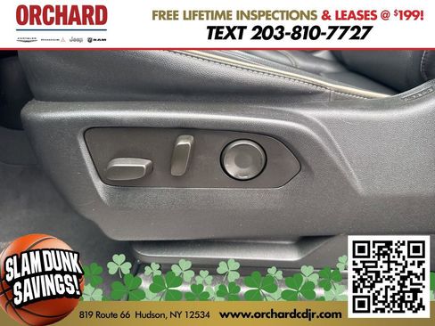 Used 2023 Chevrolet Suburban Premier image 24