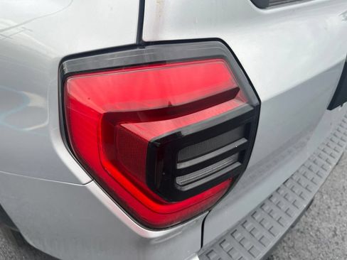 Used 2025 Toyota 4Runner SR5 AWD/4WD image 20