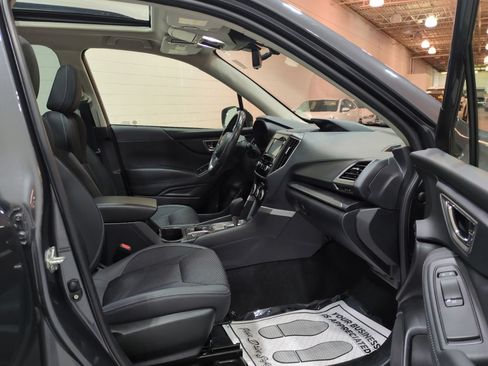 Used 2022 Subaru Forester Premium AWD/4WD image 9