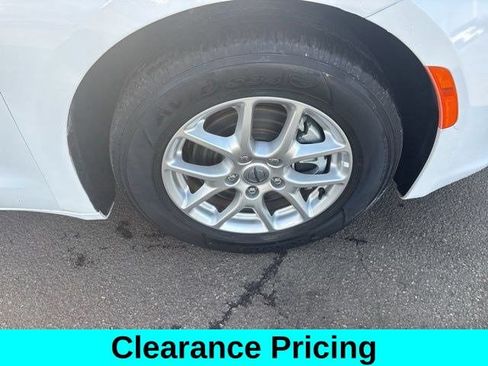 Used 2023 Chrysler Voyager LX FWD image 40