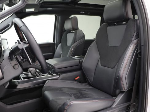 Used 2025 Ford F150 Raptor image 28