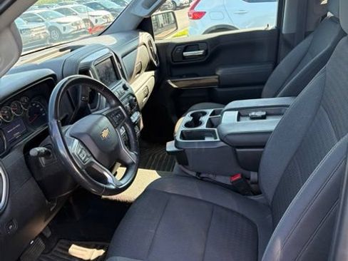 Used 2022 Chevrolet Silverado 1500 LT AWD/4WD image 17