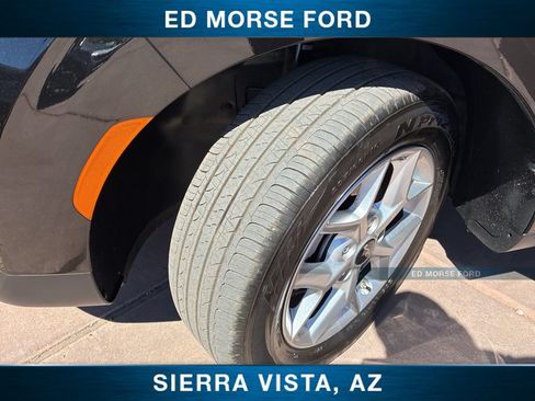 Used 2025 Kia Soul LX FWD image 36