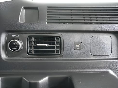 Certified 2026 Hyundai Santa Fe SEL AWD/4WD image 15