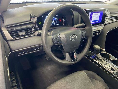 Certified 2025 Toyota Camry LE image 13