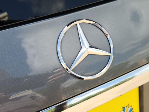 Used 2020 Mercedes-Benz GLS 450 4MATIC image 27