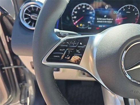 Certified 2026 Mercedes-Benz GLB 250 4MATIC image 40