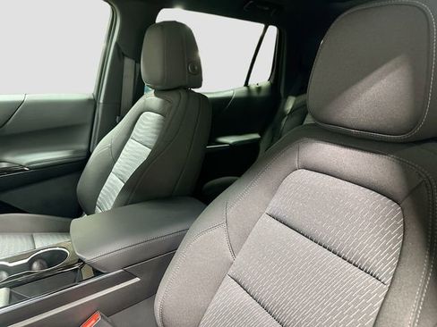 New 2026 Chevrolet Equinox LT w/ Safety and Technology Package FWD image 24