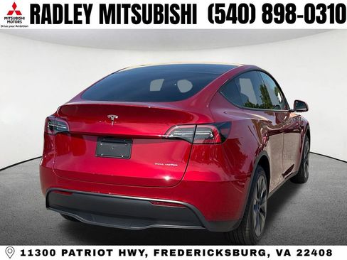 Used 2024 Tesla Model Y Long Range AWD/4WD image 19