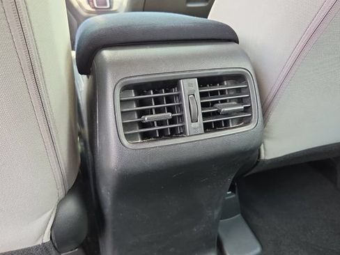 Used 2015 Honda CR-V LX image 15