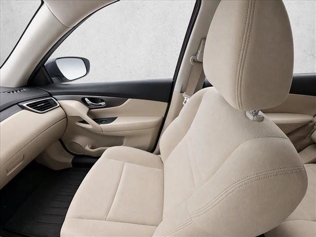 Used 2016 Nissan Rogue SV FWD image 19