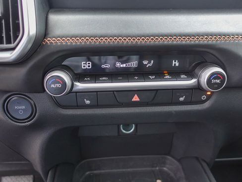 Certified 2025 MAZDA CX-50 AWD 2.5 Hybrid w/ Premium Pkg image 18