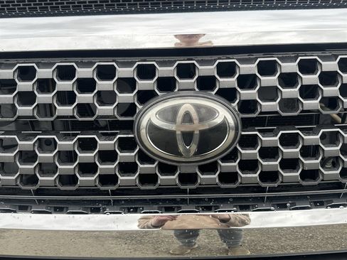 Used 2019 Toyota Tundra SR5 image 53