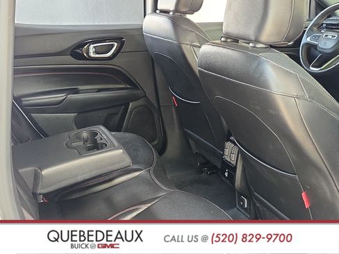 Used 2023 Jeep Compass Trailhawk w/ Trailhawk Convenience Group AWD/4WD image 25