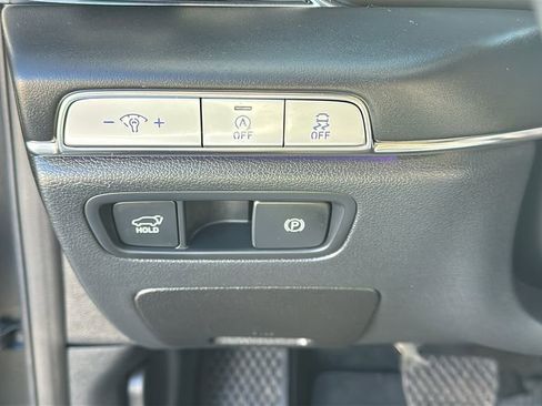 Used 2024 Genesis GV80 2.5T image 20