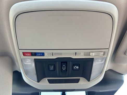 Used 2022 Subaru Forester Limited image 20