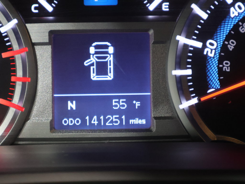 Used 2015 Toyota 4Runner Limited AWD/4WD image 34