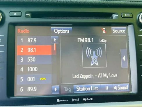 Used 2018 Toyota Highlander XLE AWD/4WD image 15