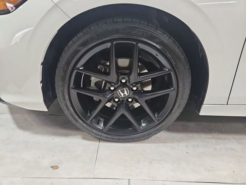 Certified 2025 Honda Civic Sport image 23