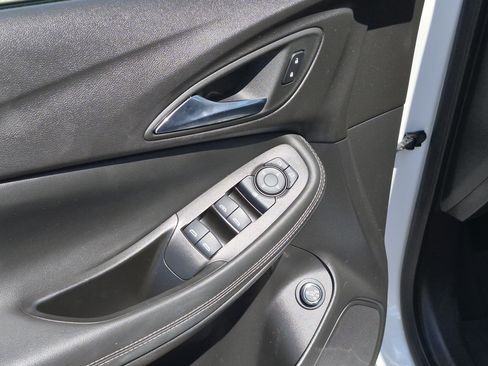 Used 2023 Buick Encore GX Select w/ Experience Buick Package FWD image 12