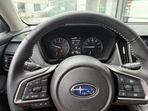 Used 2025 Subaru Legacy Premium AWD/4WD image 18