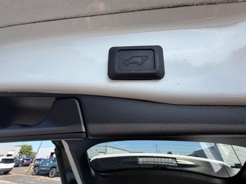 Used 2023 Toyota RAV4 XLE w/ Convenience Package AWD/4WD image 51