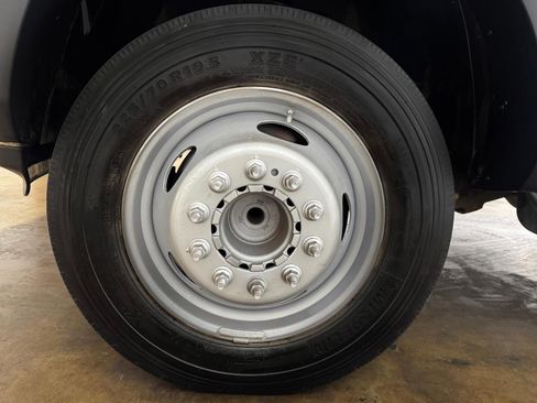 Used 2011 RAM 5500 2WD Regular Cab w/ ST Decor Group image 35