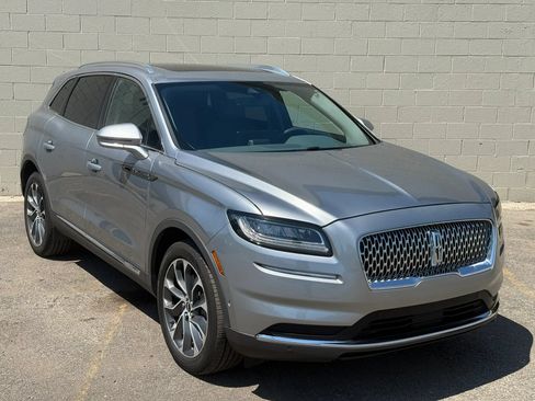 Used 2023 Lincoln Nautilus Reserve w/ Equipment Group 201A AWD/4WD image 14
