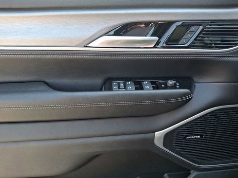 New 2026 Jeep Grand Wagoneer 4WD image 8