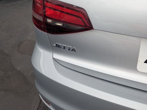 Used 2016 Volkswagen Jetta S FWD image 5
