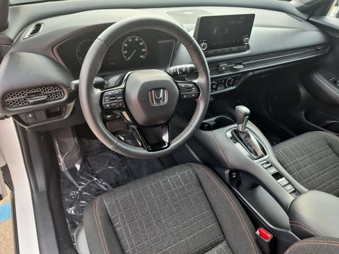 Certified 2024 Honda HR-V Sport image 11
