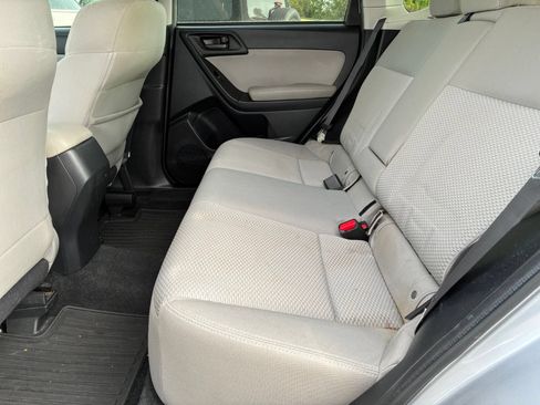 Used 2016 Subaru Forester 2.5i Premium AWD/4WD image 12