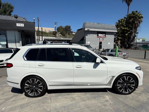 Used 2020 BMW X7 xDrive40i w/ Premium Package image 8