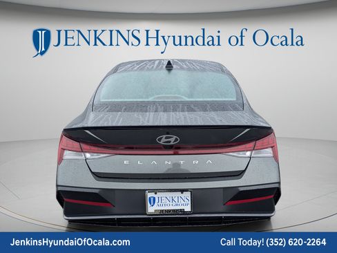 New 2026 Hyundai Elantra SEL Sport Premium FWD image 9