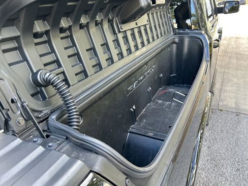 Used 2025 RAM 1500 Big Horn RWD image 39