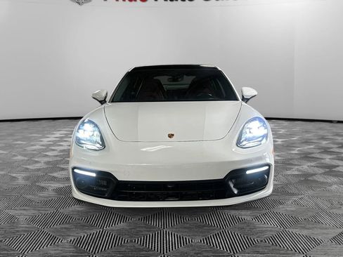 Used 2023 Porsche Panamera RWD image 3