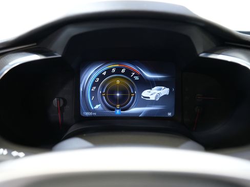 Used 2015 Chevrolet Corvette Z06 w/ 3LZ Preferred Equipment Group image 38