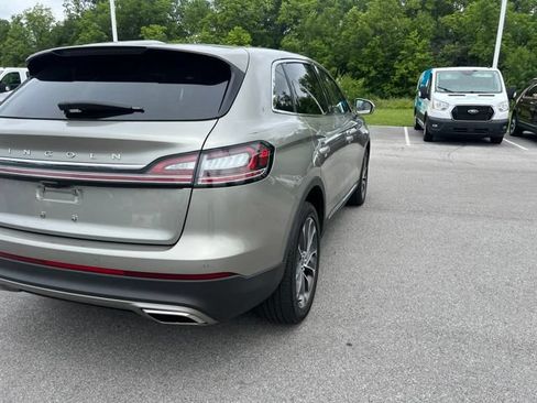 Used 2023 Lincoln Nautilus Reserve AWD/4WD image 11