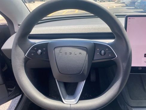 Used 2025 Tesla Model 3 Long Range RWD image 17
