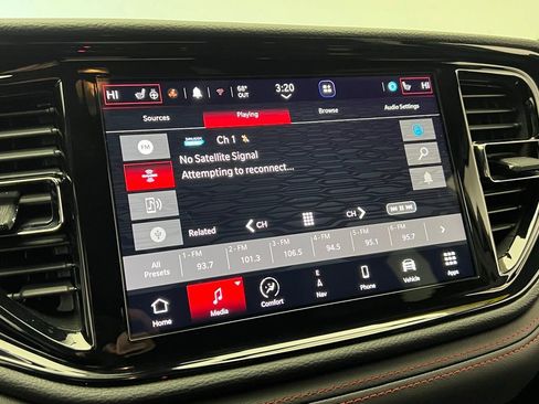 Used 2025 Dodge Durango GT w/ Blacktop Package image 15