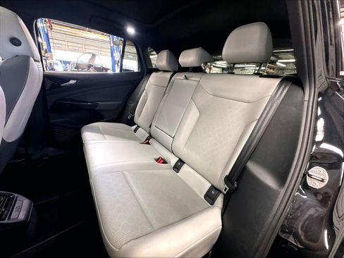 Used 2022 Volkswagen ID.4 Pro S RWD image 25