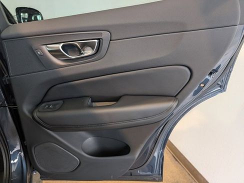Used 2025 Volvo XC60 B5 Core w/ Protection Package Premier image 27