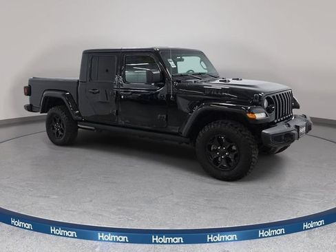 Used 2023 Jeep Gladiator Sport AWD/4WD image 4