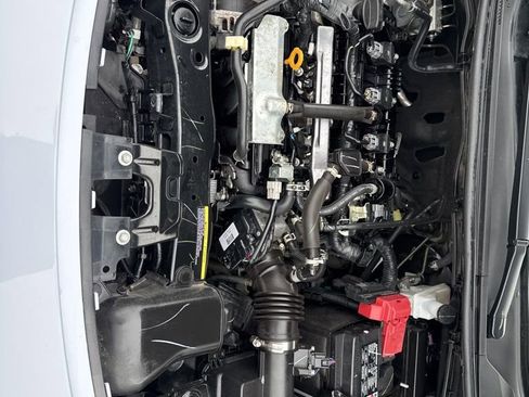 Used 2025 Nissan Versa SV image 29