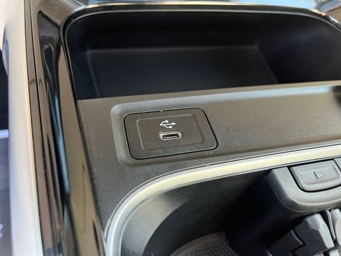 Certified 2026 Mercedes-Benz GLB 250 4MATIC image 24