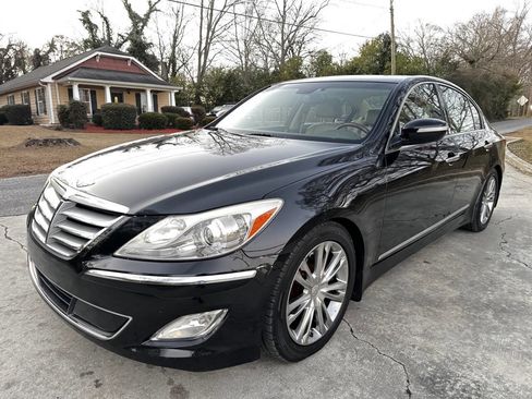Used 2012 Hyundai Genesis 5.0 image 6